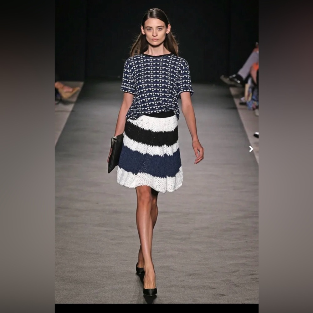 One of a kind runaway piece -Les Copains crochet skirt size 40 Ita (S US)